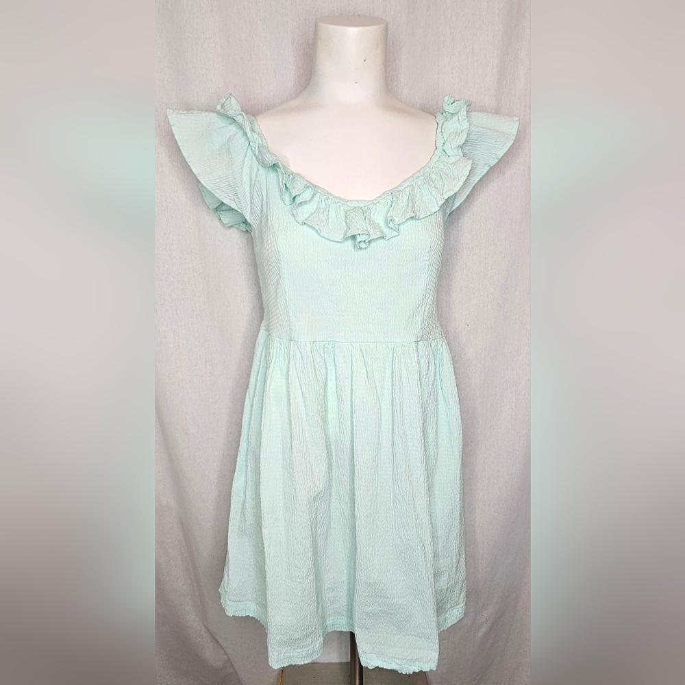 Miami Mint Green Fit & Flare Ruffle Dress w Flutter Sleeves Size M